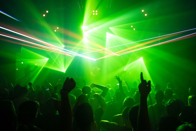 clubs_and_nightclubs