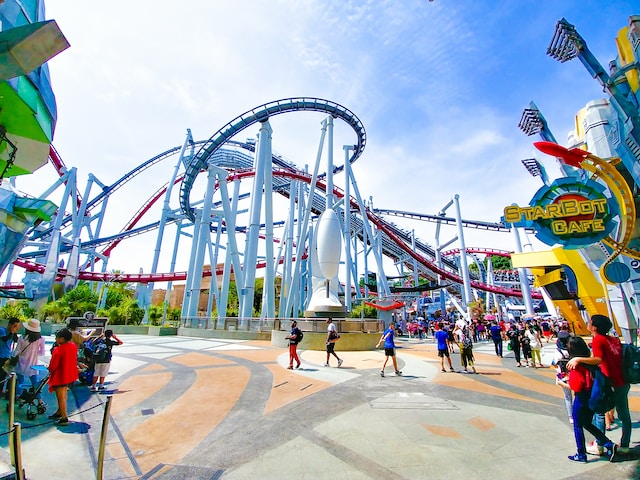 theme_parks_and_amusement_parks